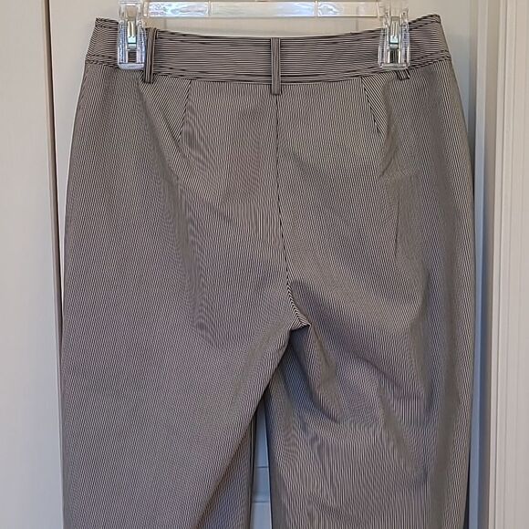 Karl Lagerfeld Flat Front Wide Leg Railroad Stripe Cropped Pants - Picture 4 of 7